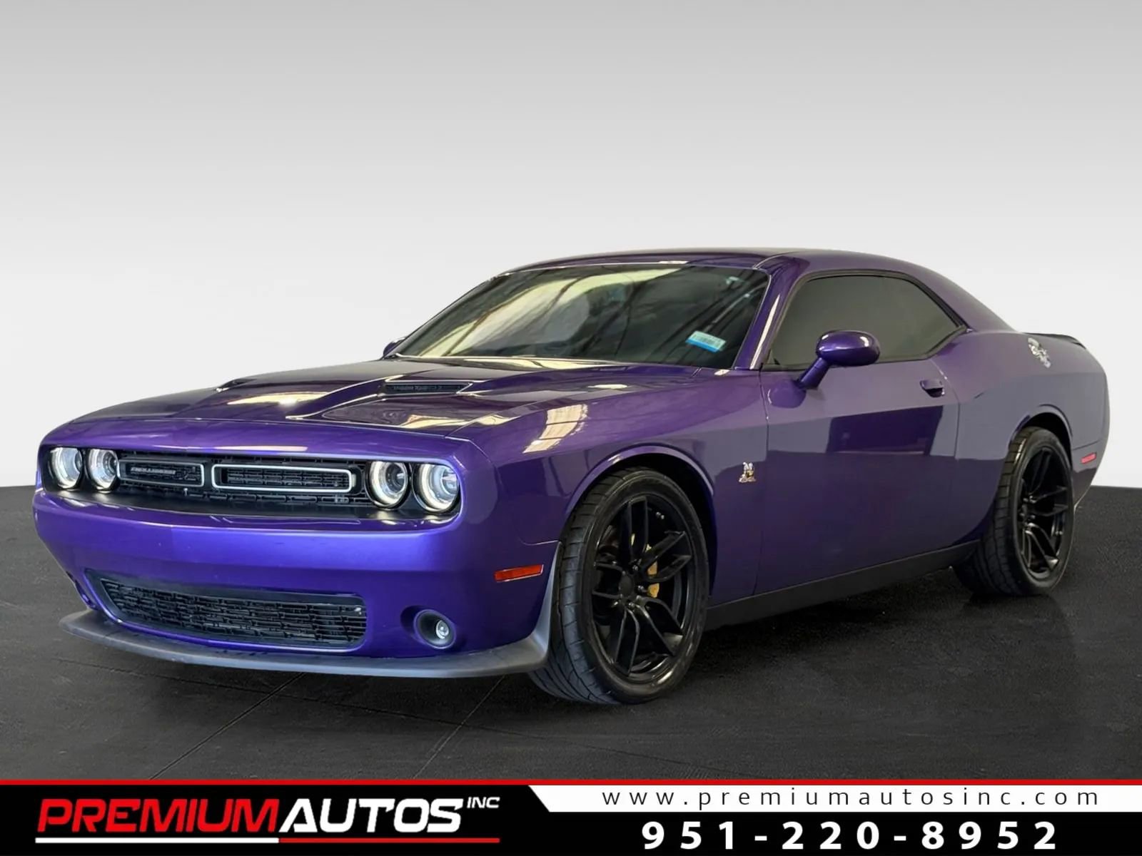 Used 2018 Dodge Challenger R/T Scat Pack w/ Leather Interior Group