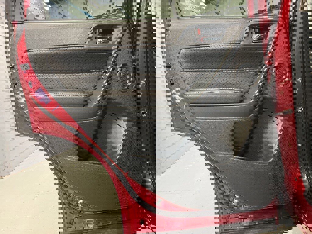 Used 2017 Subaru Forester 2.5i Touring image 29