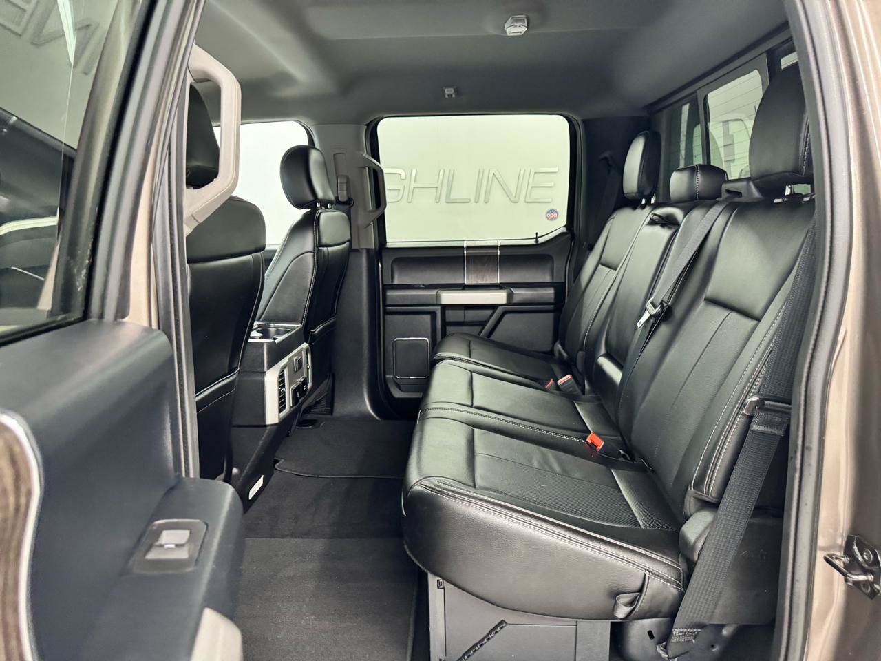 Used 2020 Ford F250 Lariat w/ Lariat Value Package AWD/4WD image 16