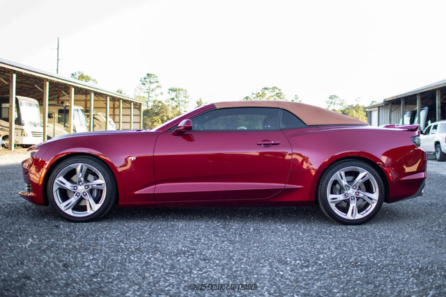 Used 2021 Chevrolet Camaro SS image 15
