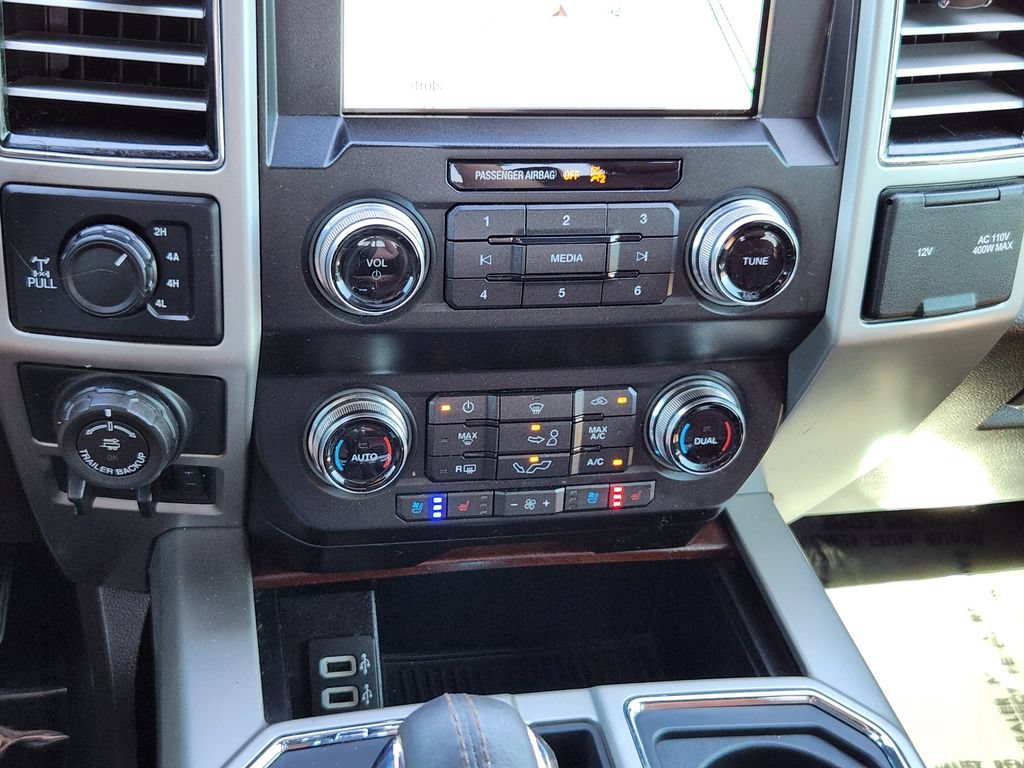 Used 2019 Ford F150 King Ranch w/ Equipment Group 601A Luxury AWD/4WD image 10