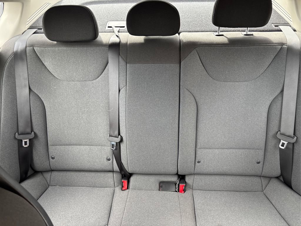 Certified 2025 Kia K4 LXS image 16