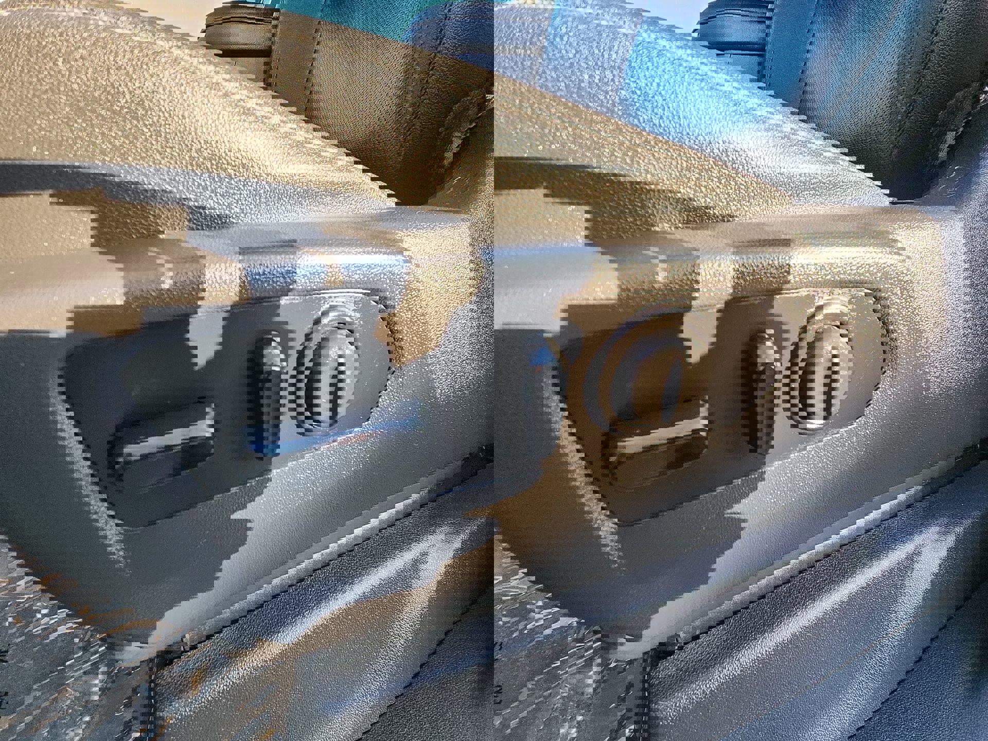 Used 2021 GMC Sierra 1500 SLT w/ SLT Premium Plus Package image 14