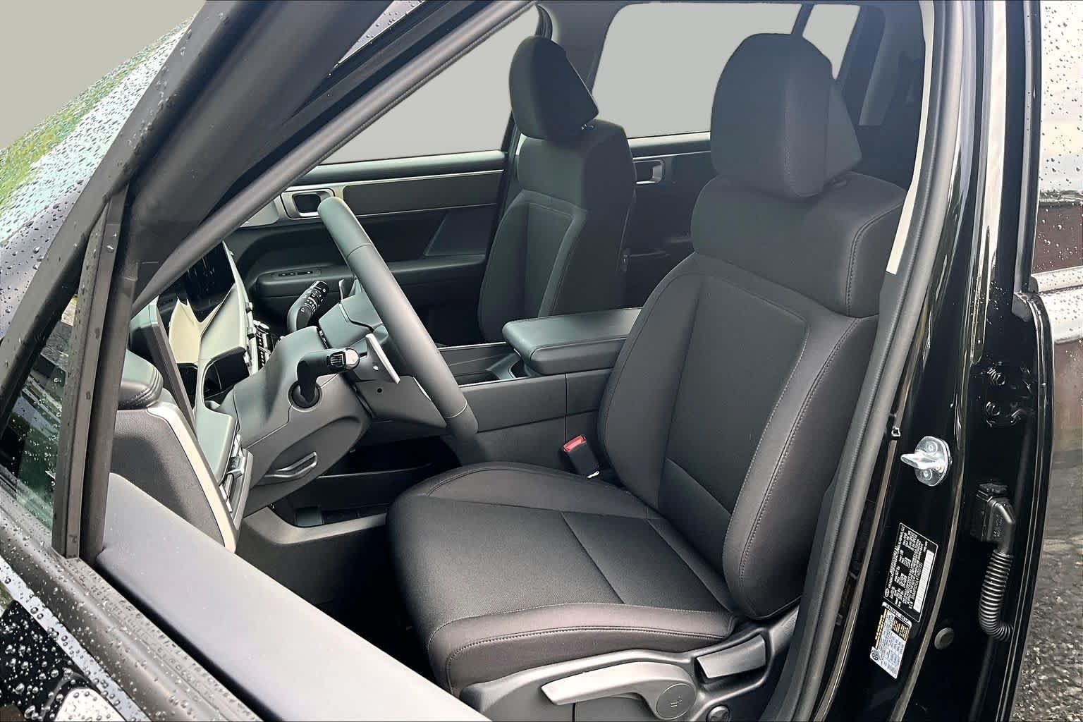 Used 2026 Hyundai Santa Fe SE AWD/4WD image 8