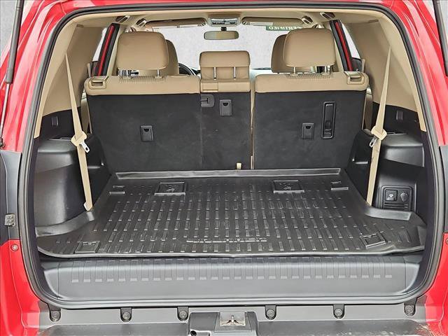 Used 2019 Toyota 4Runner SR5 AWD/4WD image 6