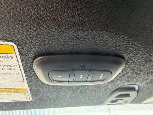 Used 2022 Jeep Wrangler Unlimited Sahara w/ Cold Weather Group AWD/4WD image 18