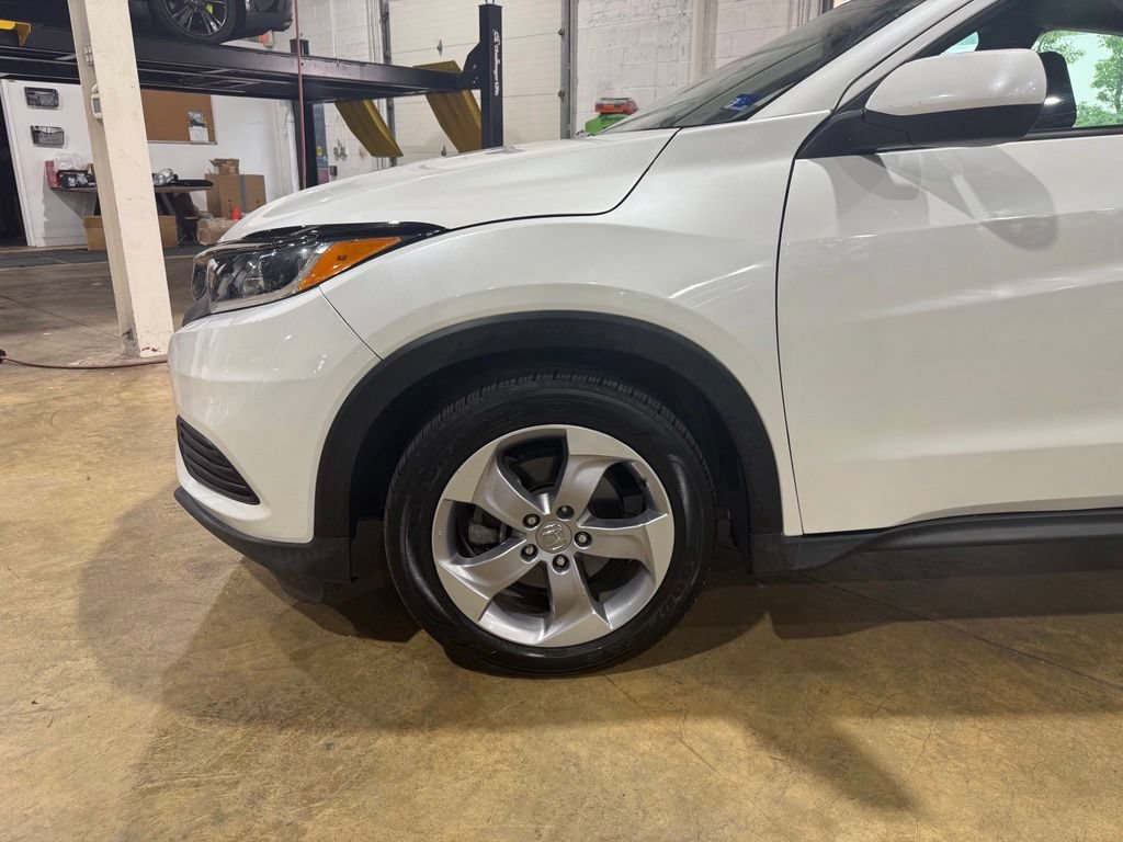 Used 2020 Honda HR-V LX image 10
