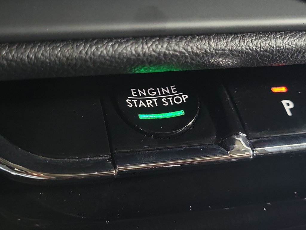 Used 2025 Lincoln Corsair Reserve FWD image 33