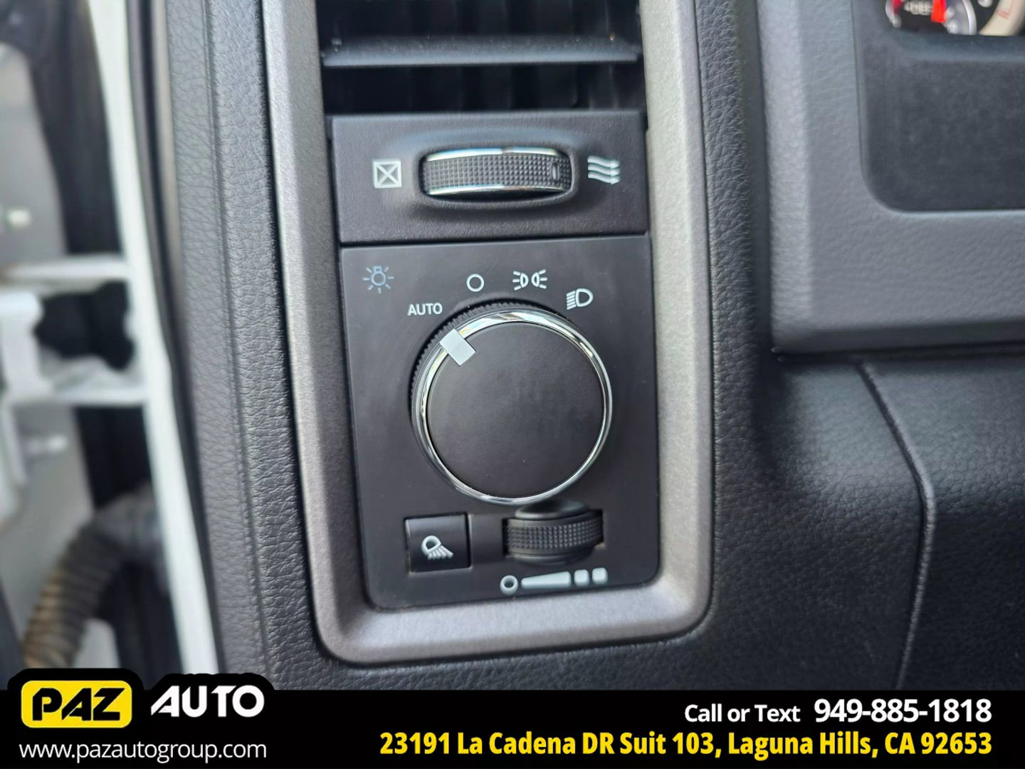 Used 2016 RAM 2500 Tradesman w/ Chrome Appearance Group image 27