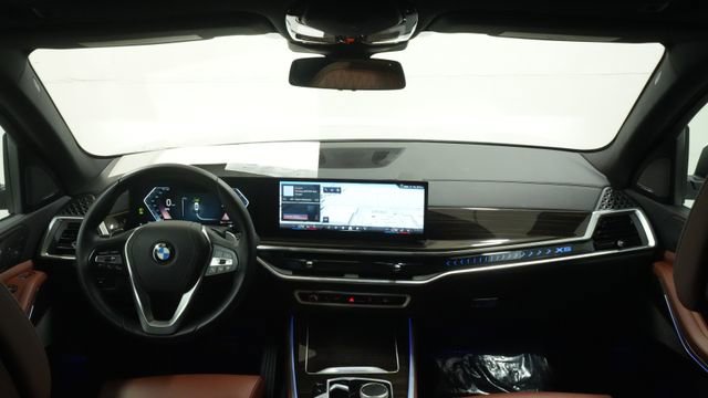 Certified 2025 BMW X5 xDrive40i w/ Premium Package image 26