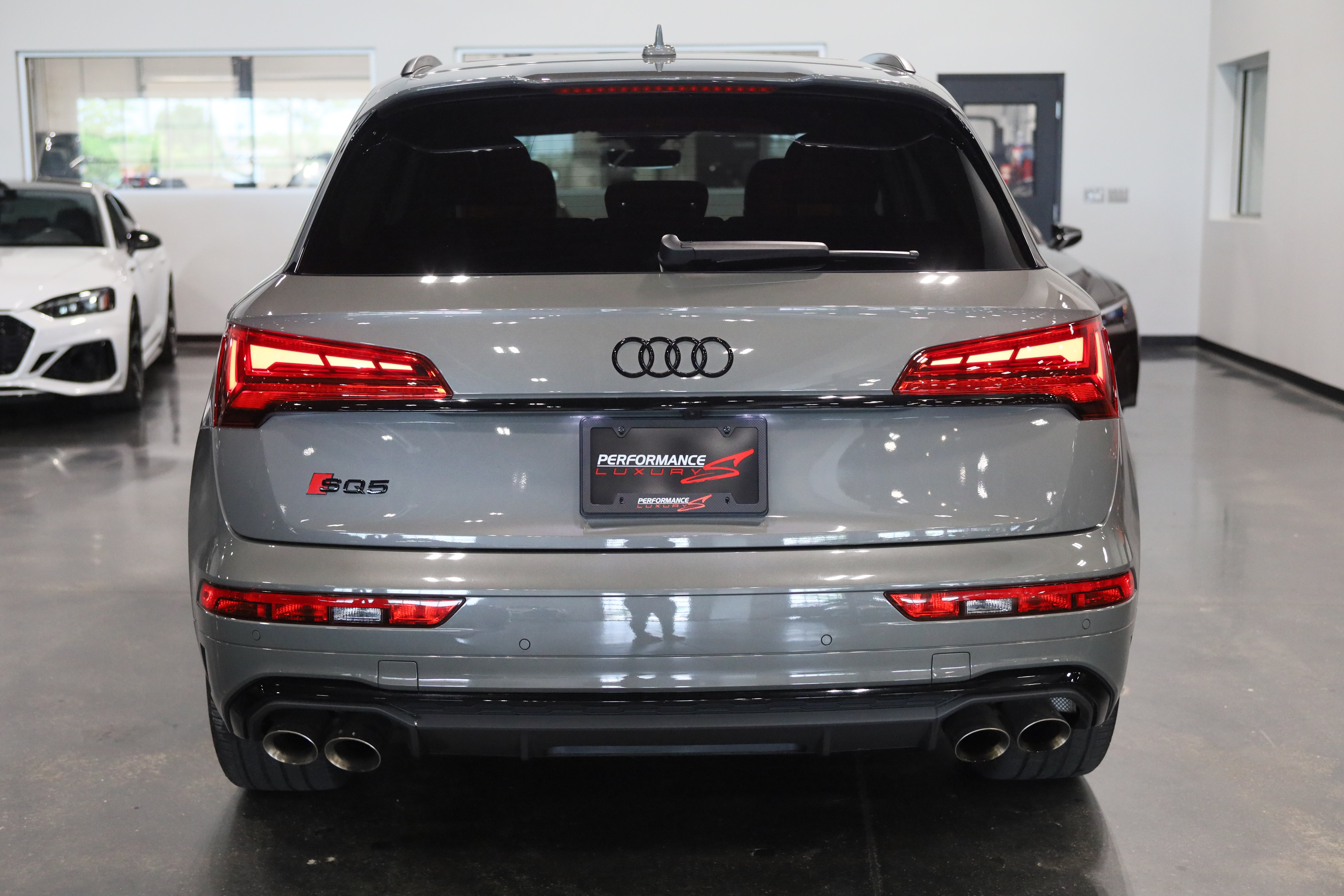 Used 2023 Audi SQ5 Premium Plus w/ Premium Plus Package AWD/4WD image 5
