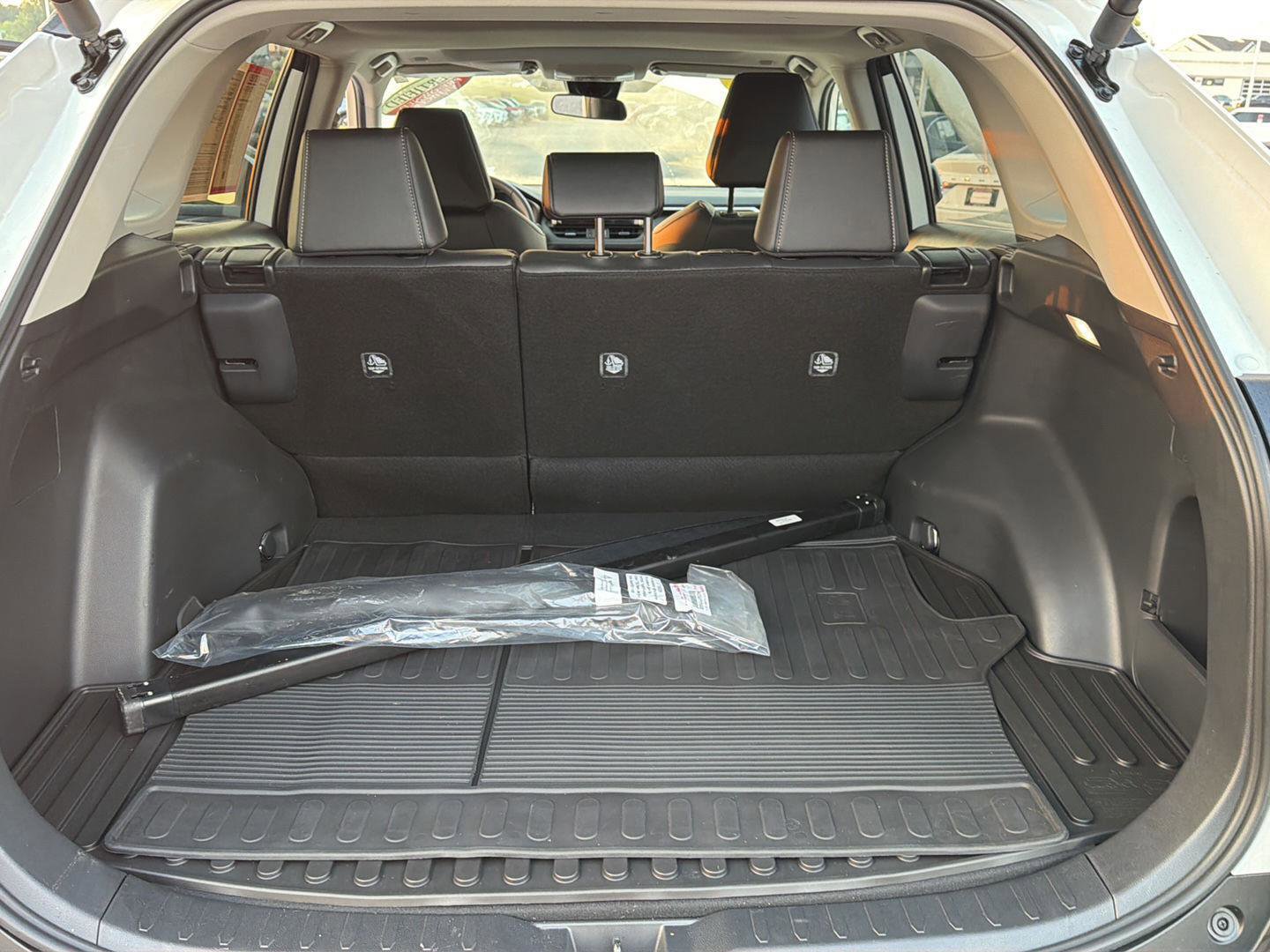 Certified 2025 Toyota RAV4 XLE Premium FWD image 33