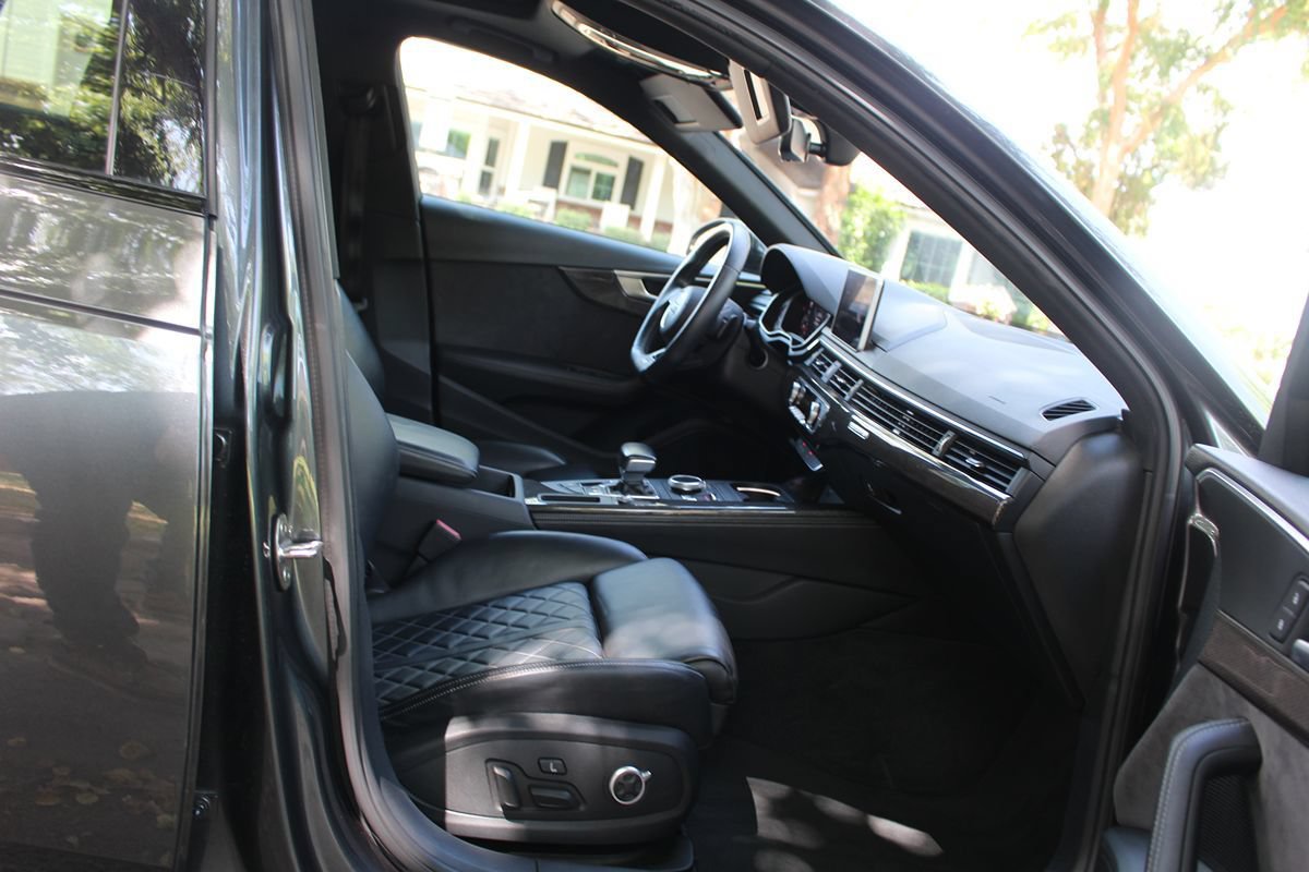 Used 2019 Audi S4 Premium Plus w/ Premium Plus Package AWD/4WD image 19