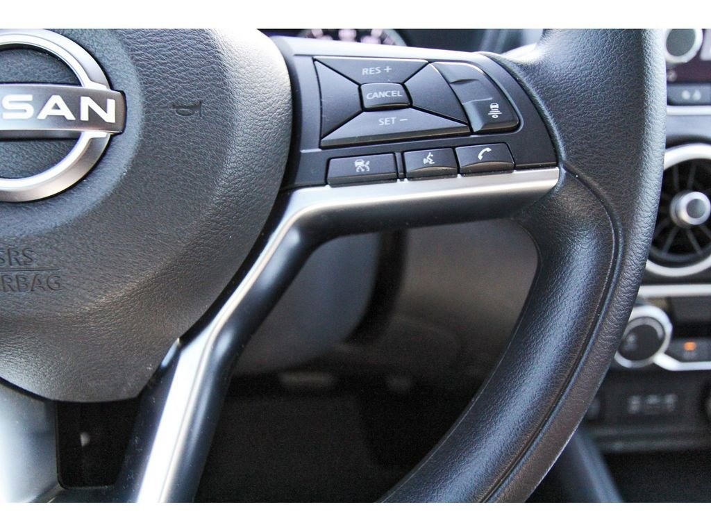 Used 2025 Nissan Sentra SV image 16