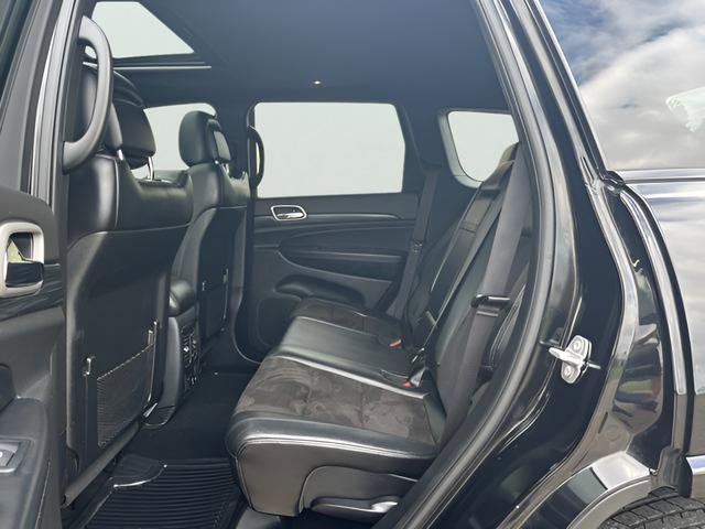 Used 2020 Jeep Grand Cherokee Altitude image 32