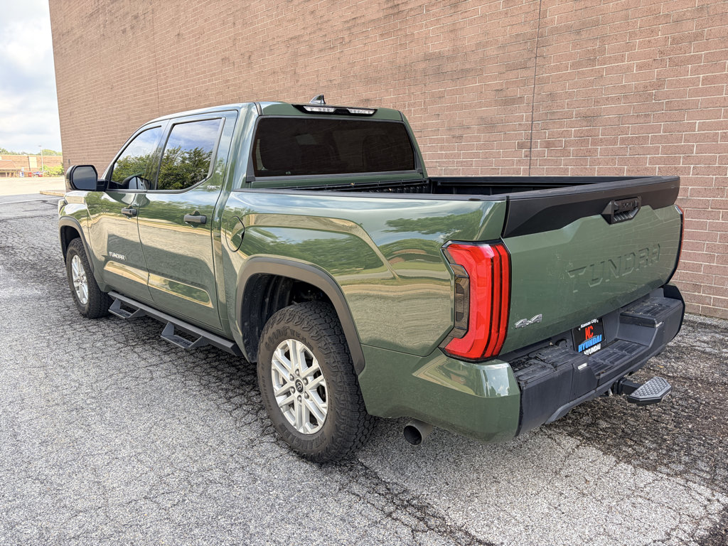 Used 2022 Toyota Tundra SR5 AWD/4WD image 3