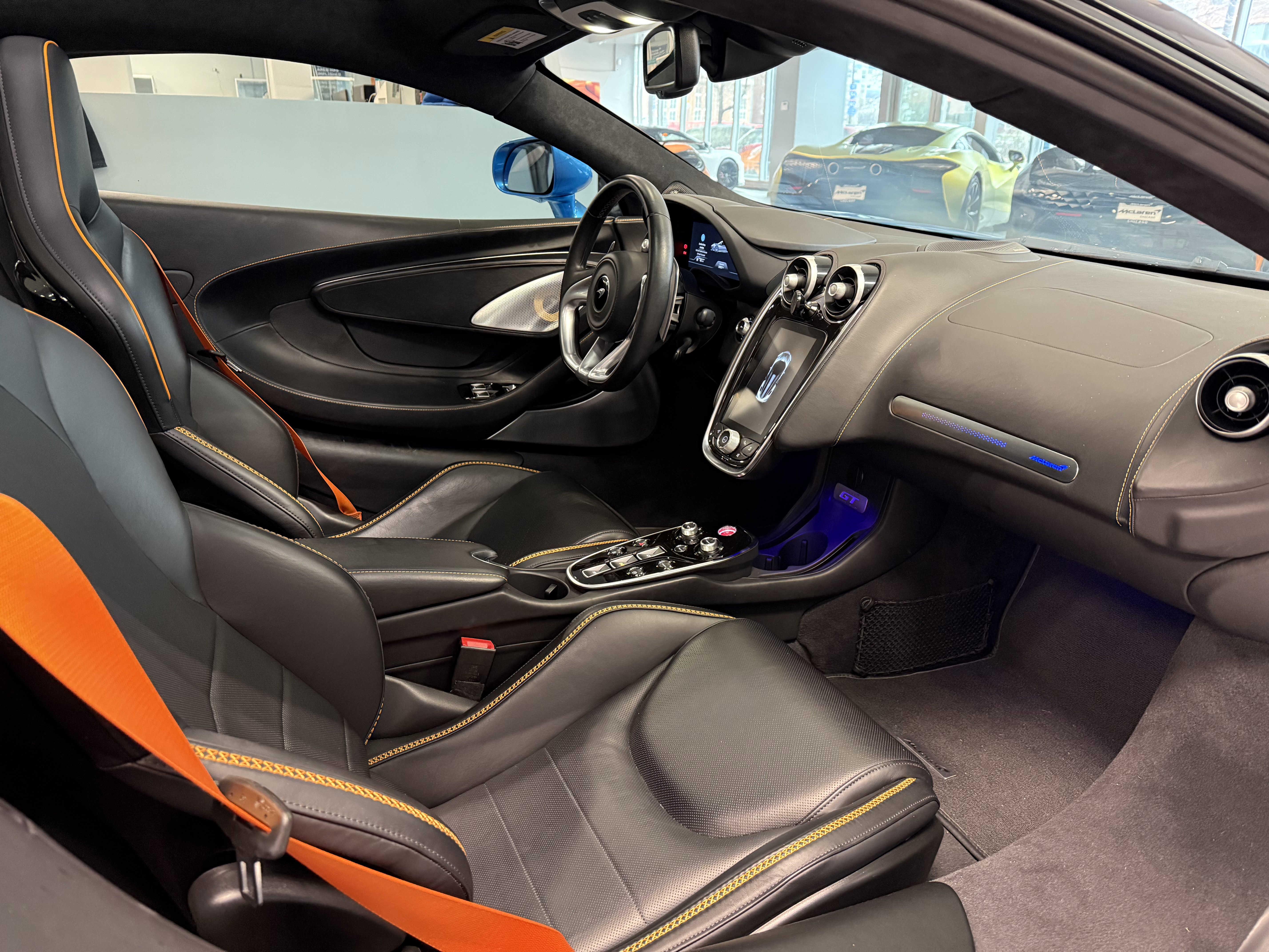 Used 2023 McLaren GT image 14