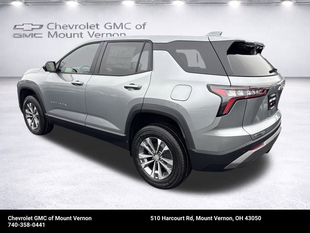 New 2026 Chevrolet Equinox LT image 2