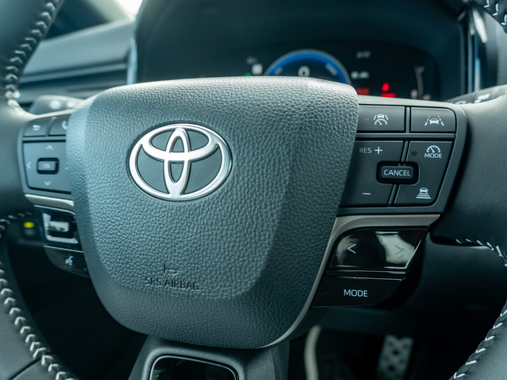 Used 2026 Toyota Camry SE w/ Convenience Package FWD image 28