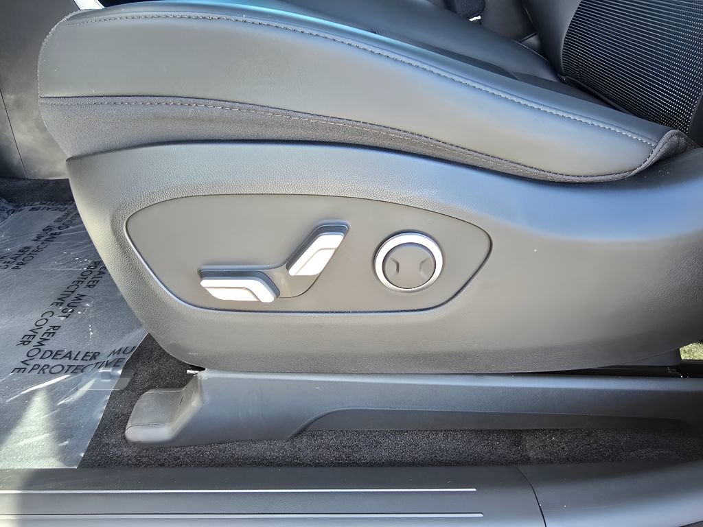 New 2026 Hyundai Ioniq 9 SEL image 16