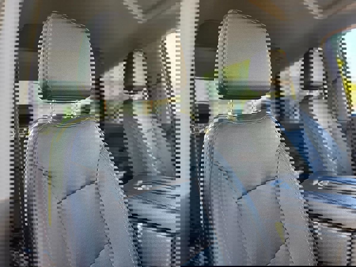 Used 2021 GMC Sierra 1500 SLT image 17