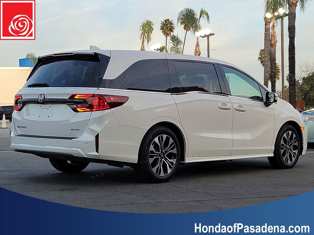 Certified 2026 Honda Odyssey Elite image 5