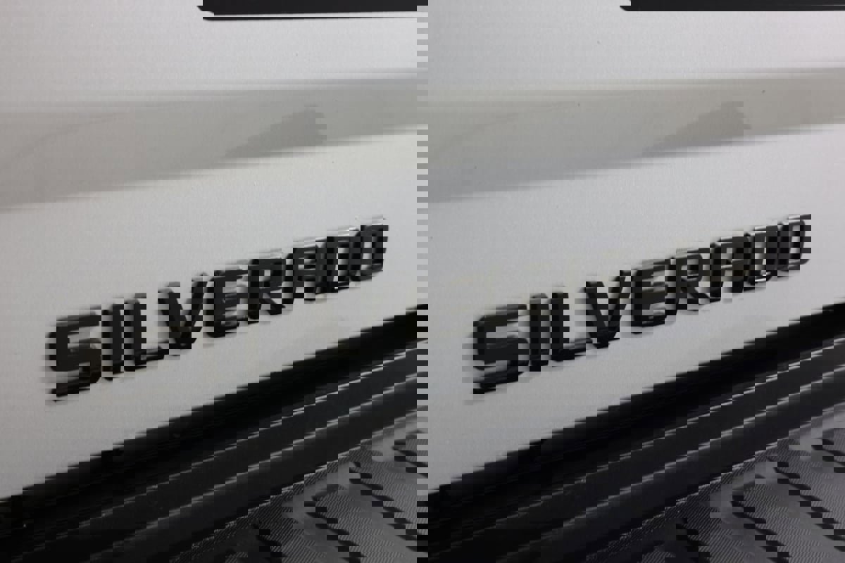 Used 2016 Chevrolet Silverado 2500 LT w/ LT Convenience Package image 34