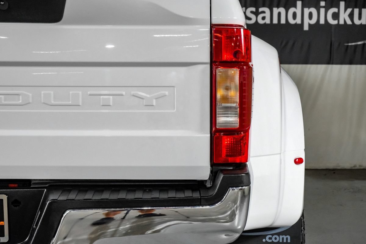 Used 2022 Ford F350 Lariat w/ Lariat Value Package AWD/4WD image 40