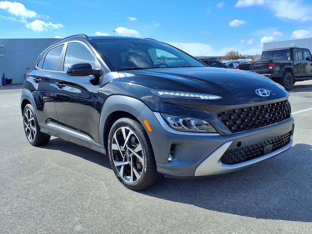 Used 2023 Hyundai Kona Limited w/ Cargo Package image 2