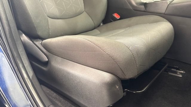 Used 2025 Toyota RAV4 XLE w/ Convenience Package AWD/4WD image 23