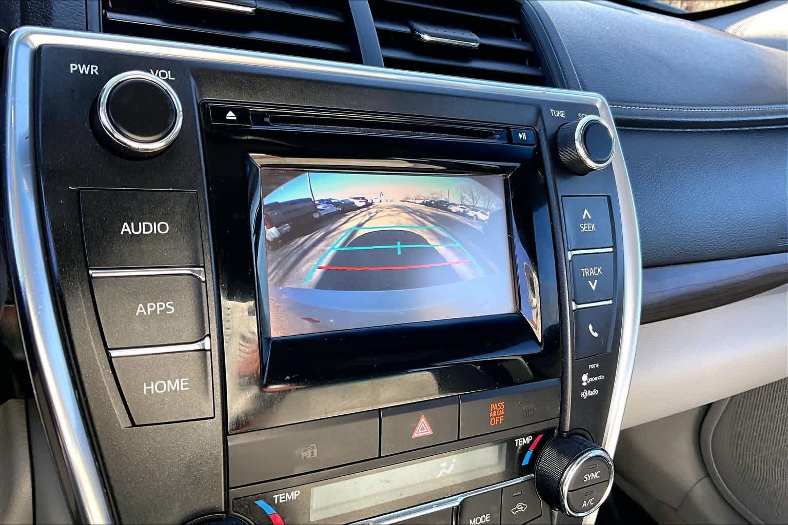 Used 2015 Toyota Camry XLE FWD image 27