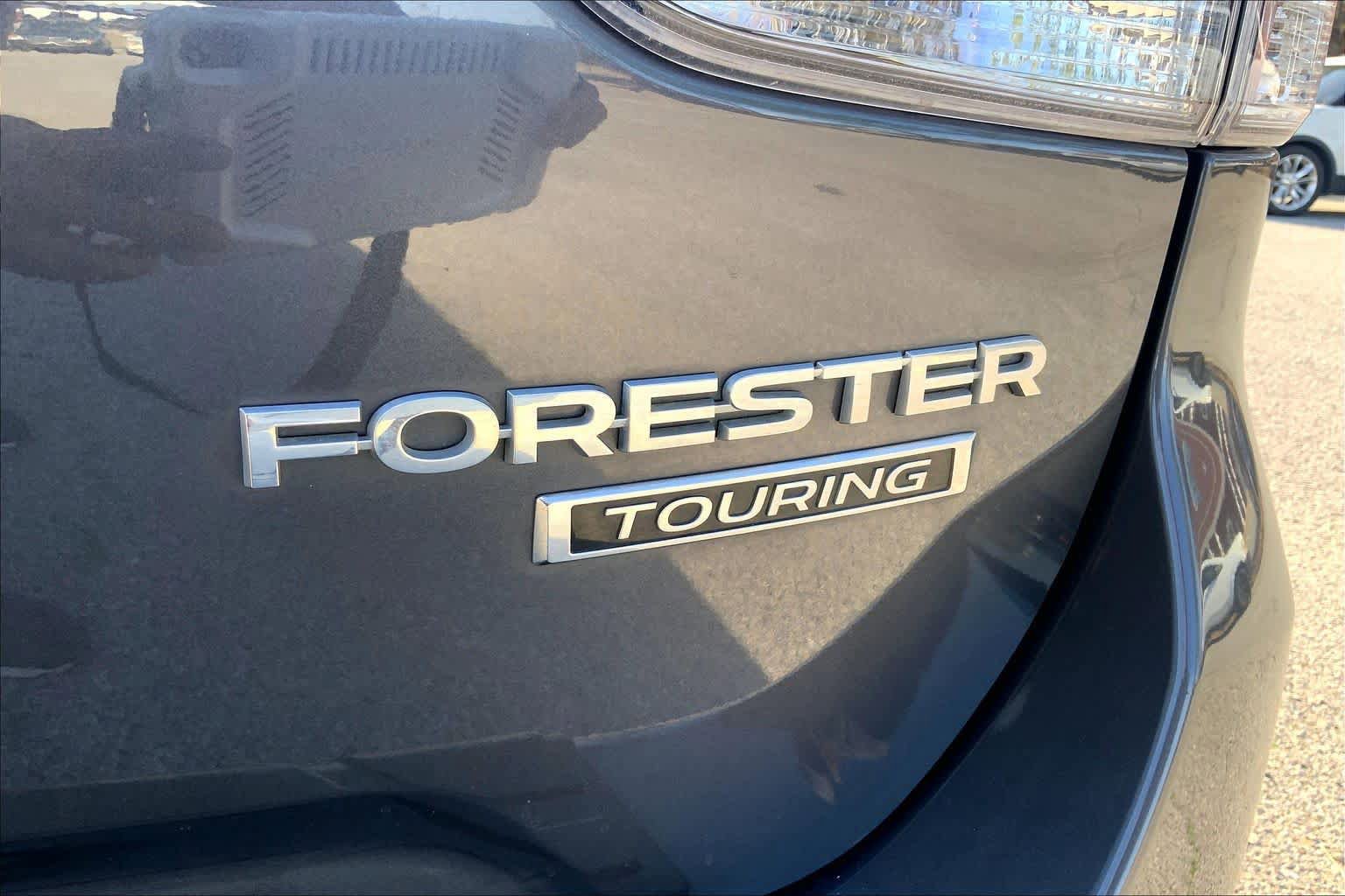 Used 2023 Subaru Forester Touring image 10