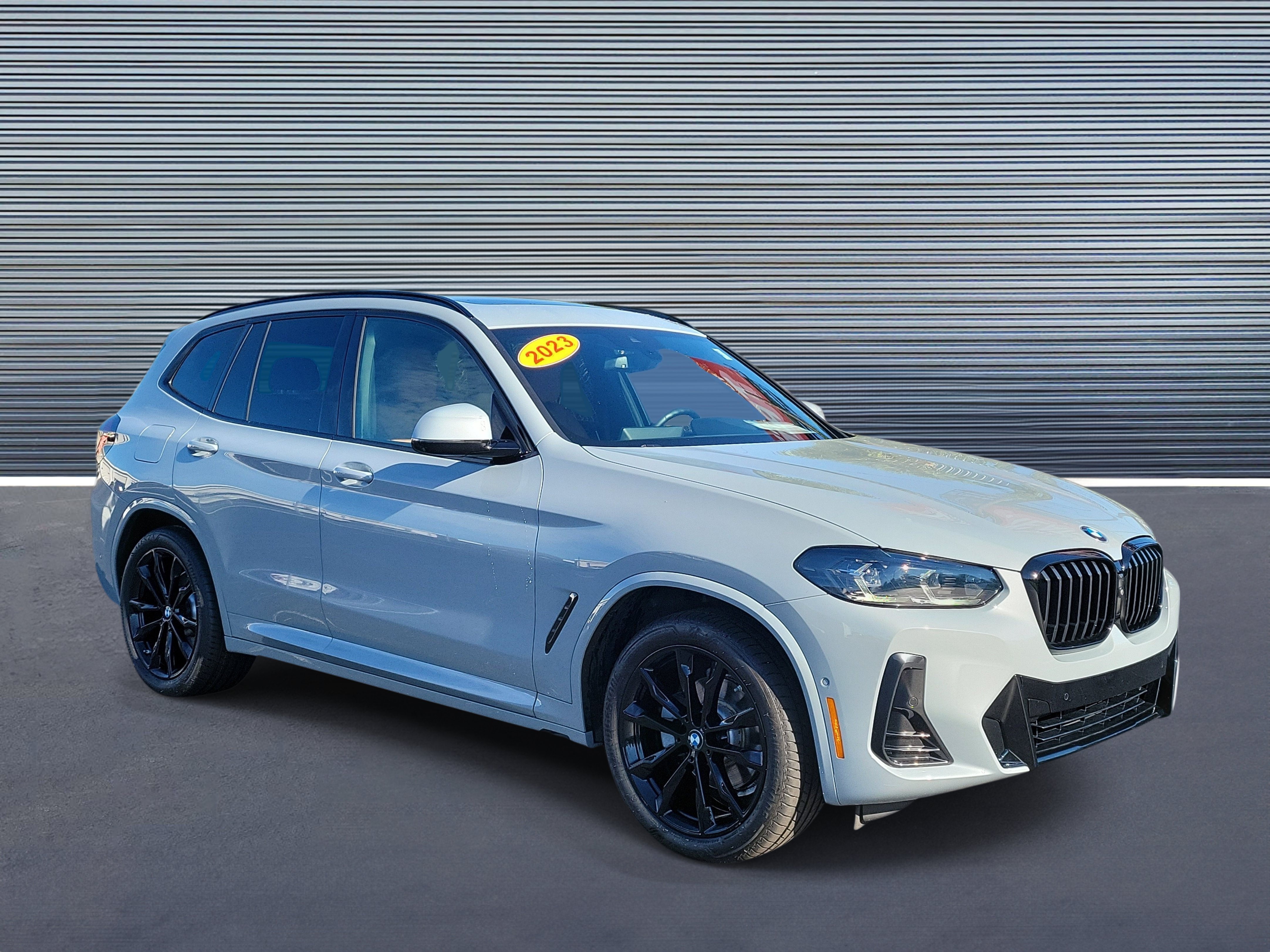 Used 2023 BMW X3 sDrive30i w/ M Sport Package RWD image 2