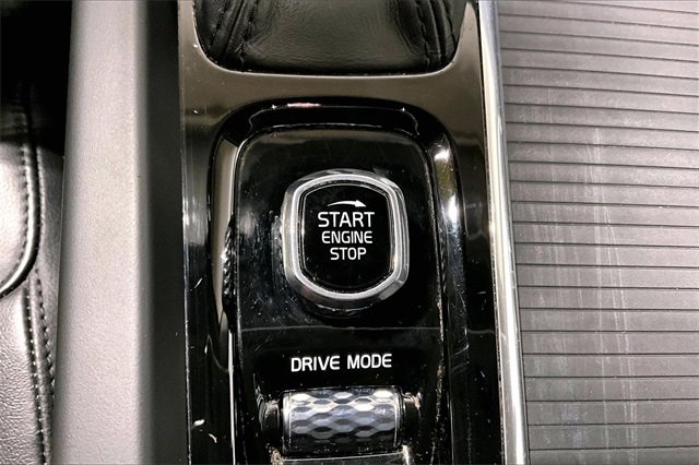 Used 2019 Volvo S60 T5 Momentum w/ Premium Package image 23