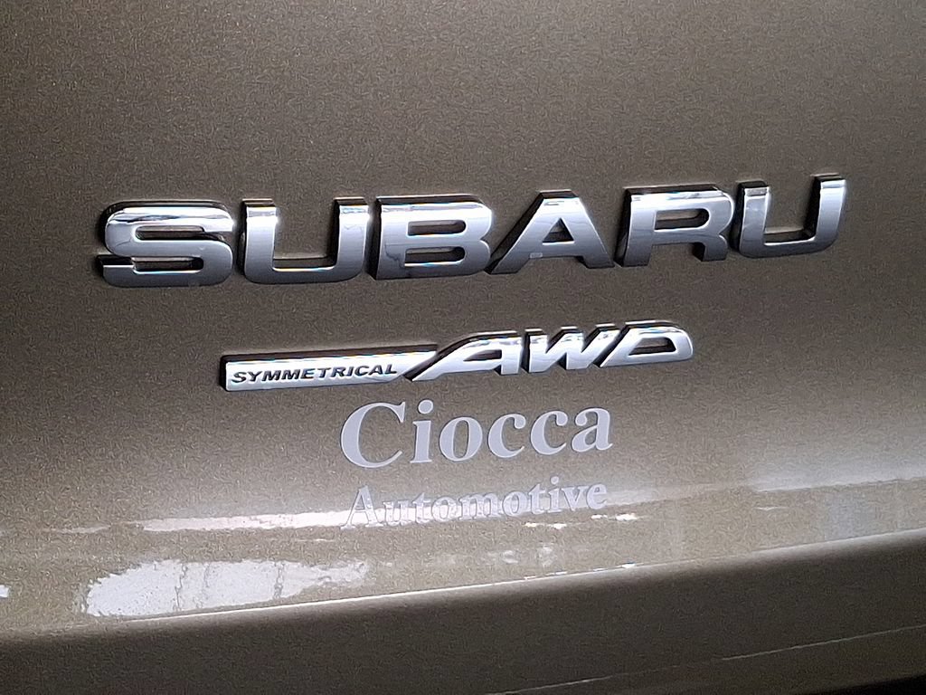 Certified 2025 Subaru Ascent Premium AWD/4WD image 31