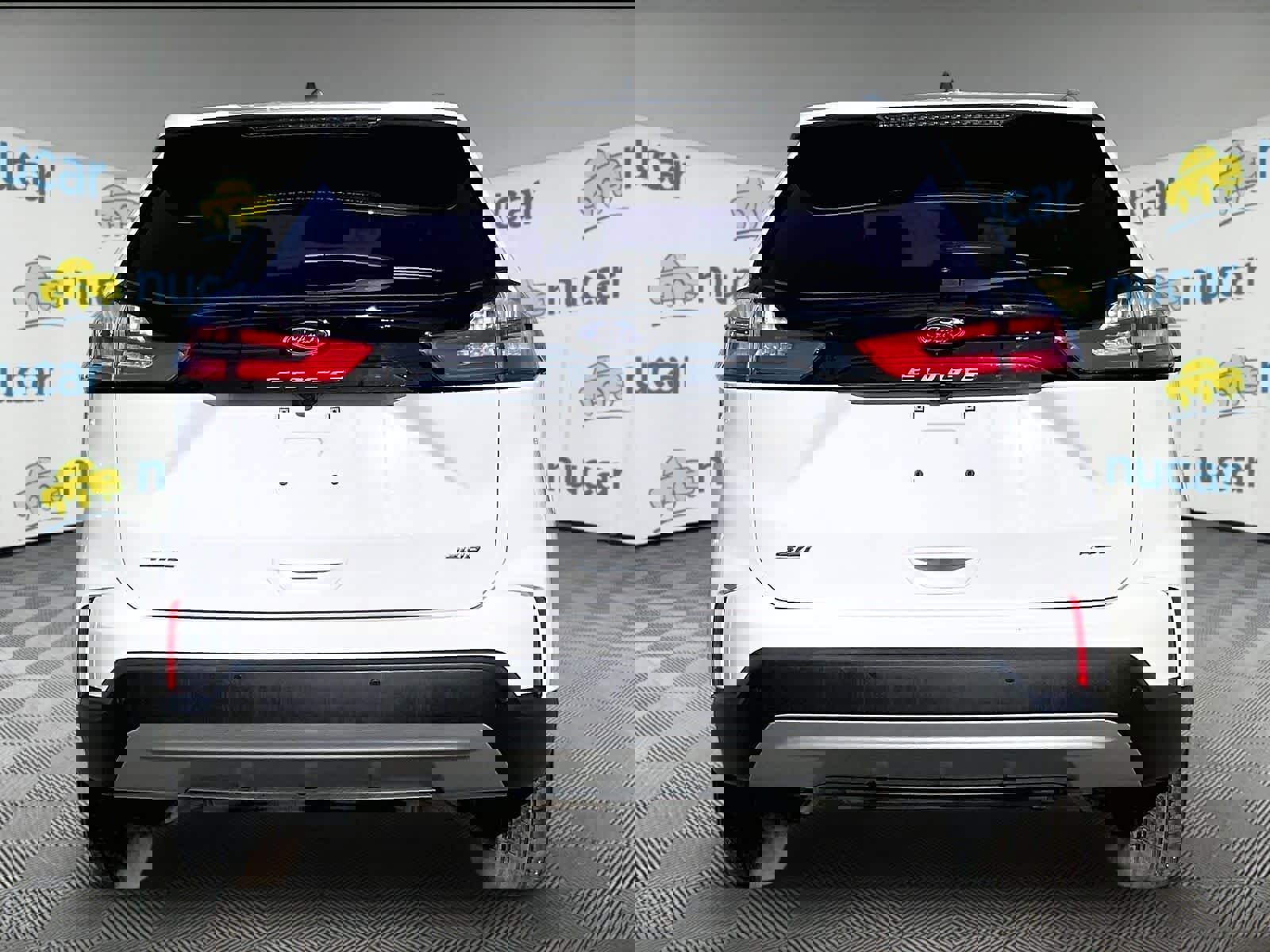 Used 2022 Ford Edge SEL w/ Convenience Package image 5