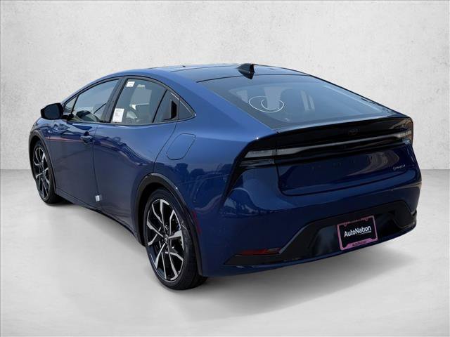New 2026 Toyota Prius Plug-In Hybrid FWD image 5