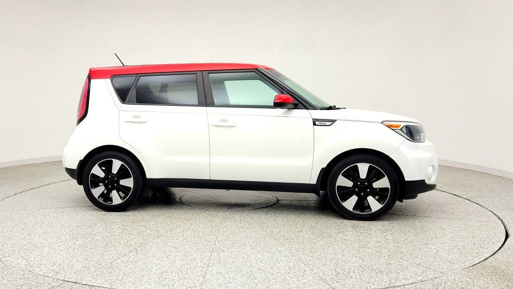 Used 2019 Kia Soul + FWD image 4
