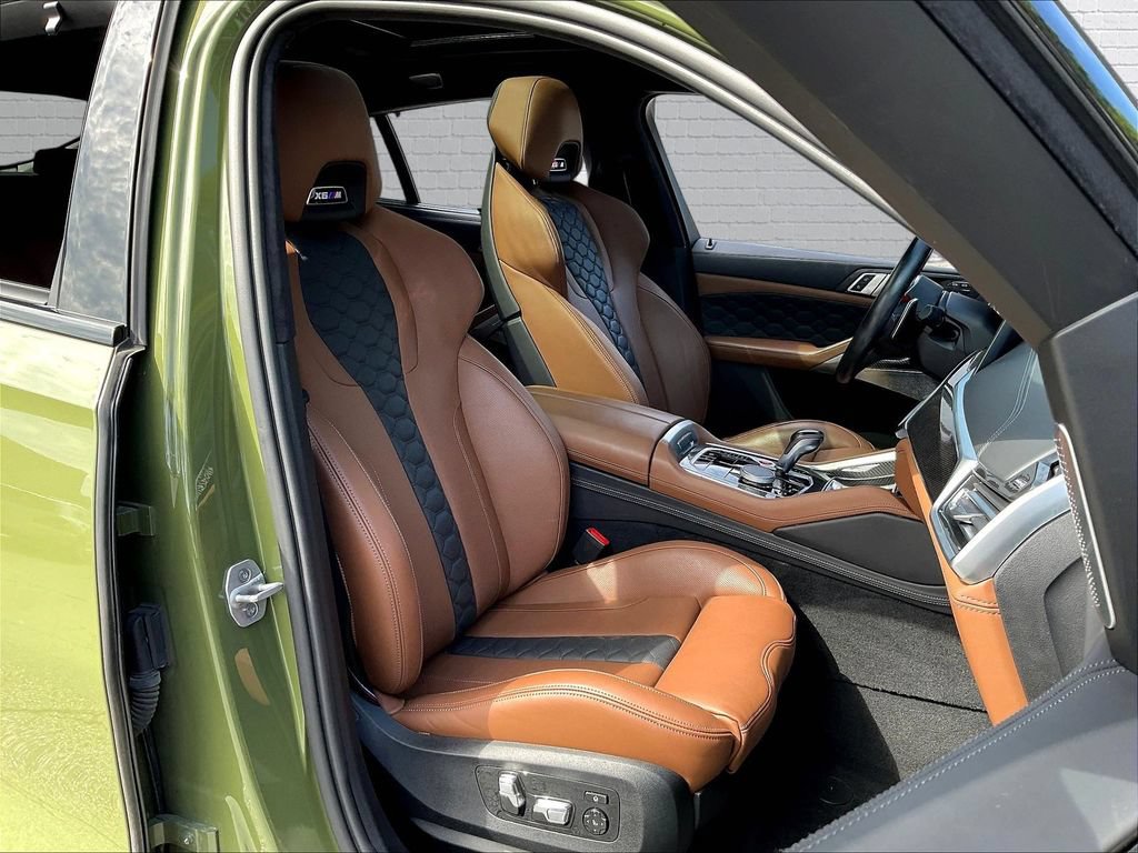 Used 2022 BMW X6 M AWD/4WD image 27