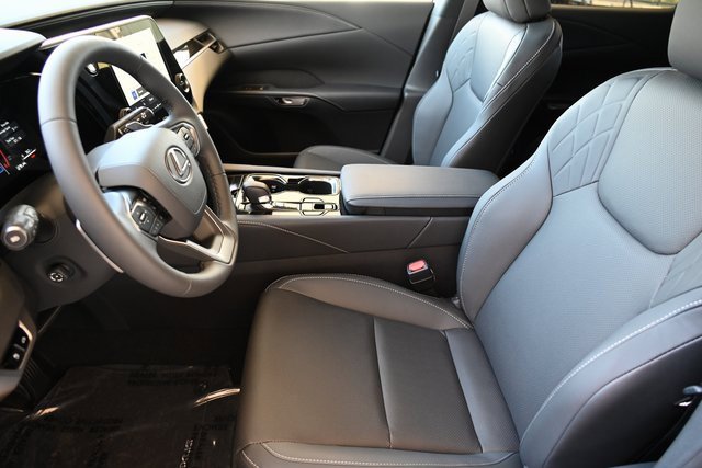 New 2025 Lexus RX 350 FWD image 9