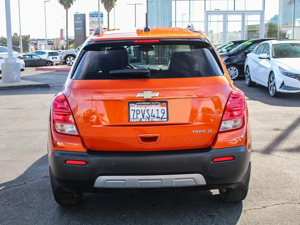 Used 2015 Chevrolet Trax LT w/ LT Sun and Sound Package image 8