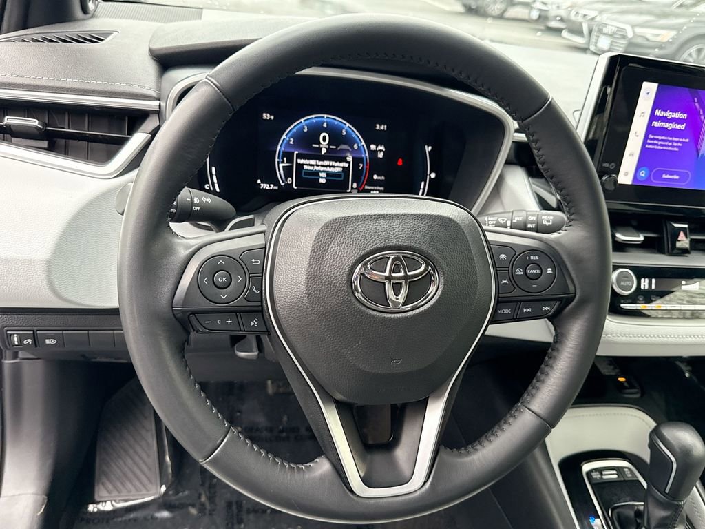 Used 2023 Toyota Corolla XSE image 11