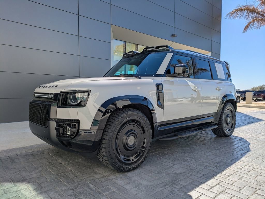 New 2026 Land Rover Defender 110 X-Dynamic SE image 8