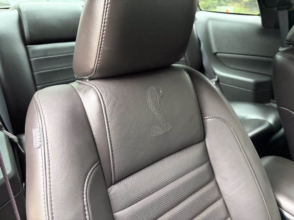 Used 2007 Ford Mustang Shelby GT500 RWD image 23