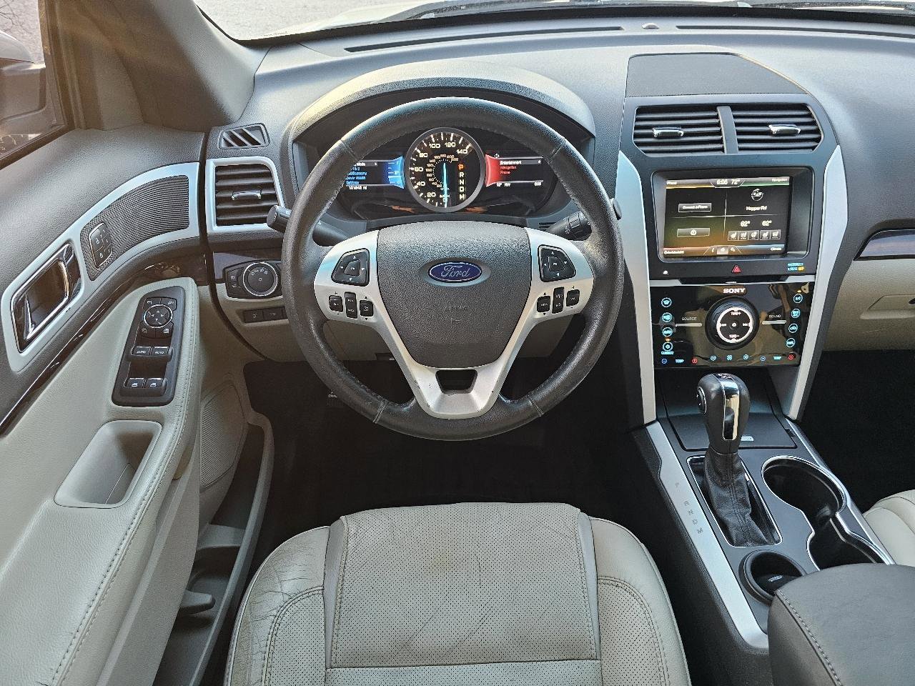 Used 2015 Ford Explorer Limited w/ Equipment Group 302A FWD image 43