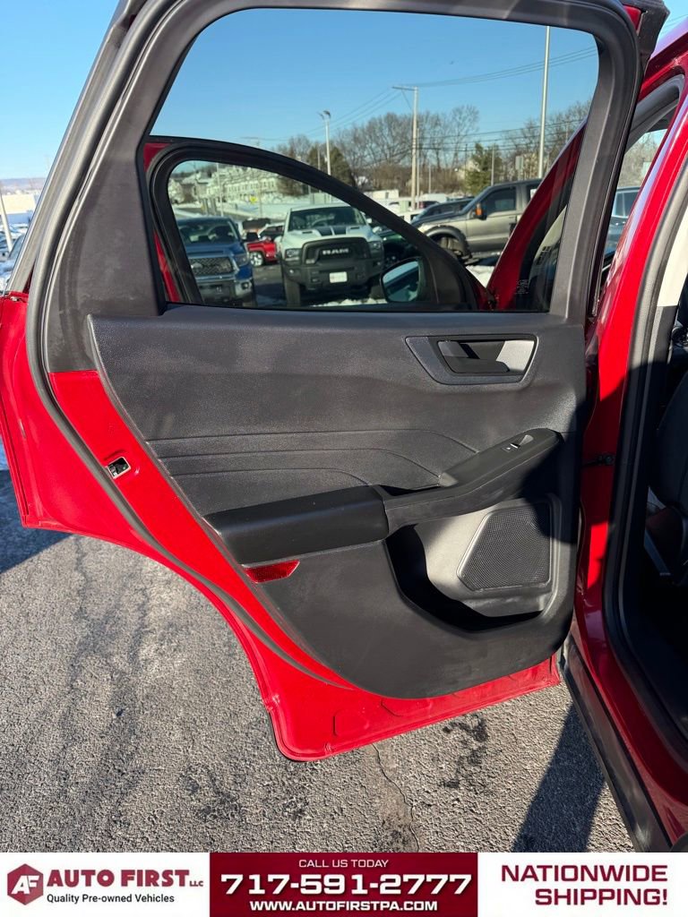 Used 2022 Ford Escape SE w/ Convenience Package image 11