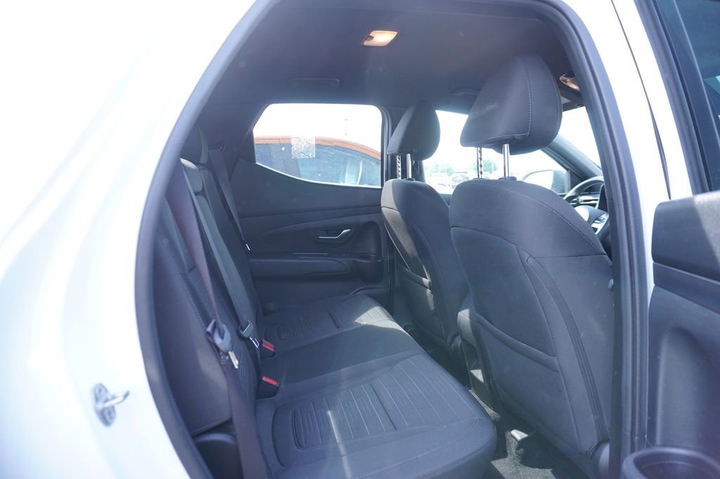 Used 2022 Hyundai Santa Cruz SE AWD/4WD image 7