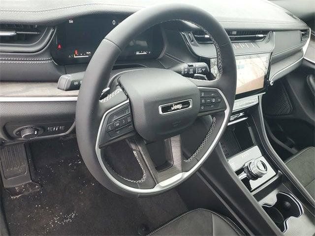 New 2026 Jeep Grand Cherokee Altitude AWD/4WD image 19