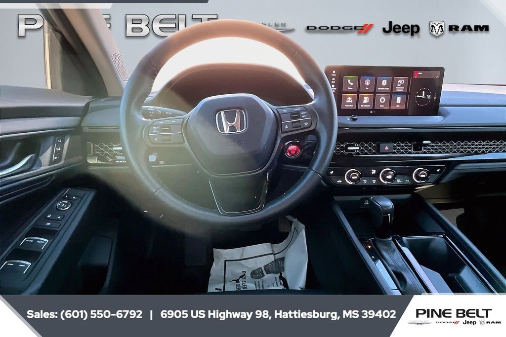 Used 2023 Honda Accord EX-L image 5