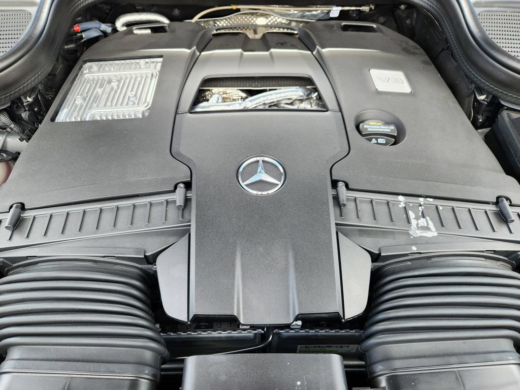 New 2026 Mercedes-Benz GLS 580 4MATIC image 32